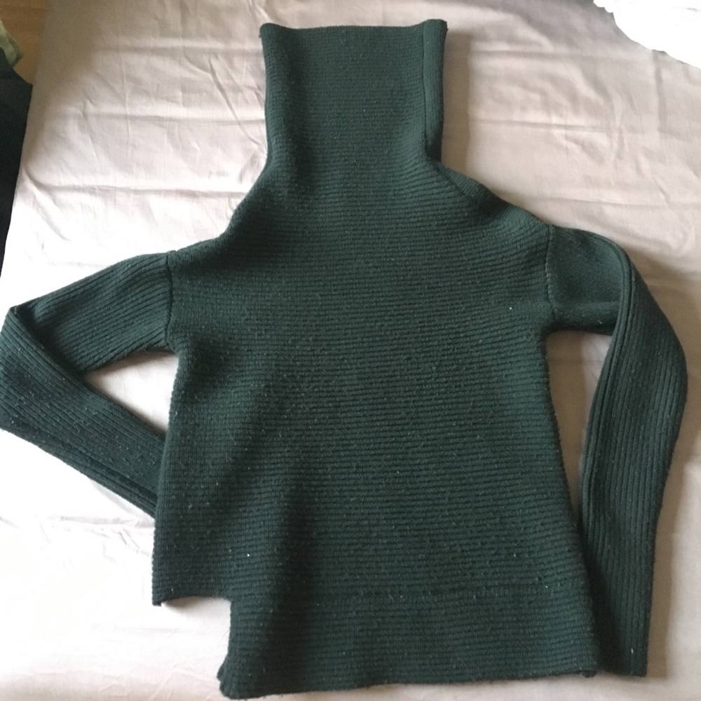 BABATON from Aritzia